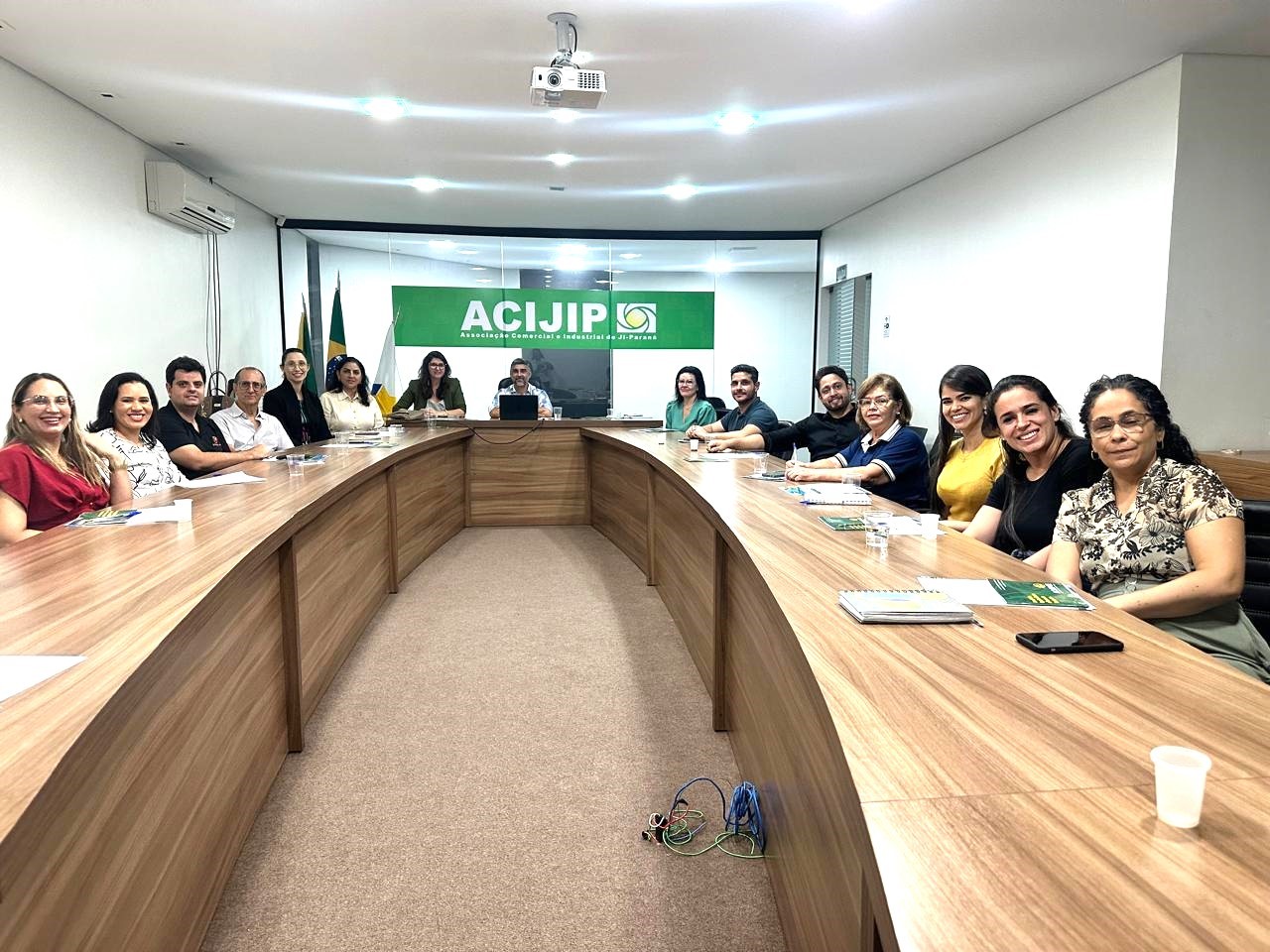Mobilização jurídica com empresas associadas